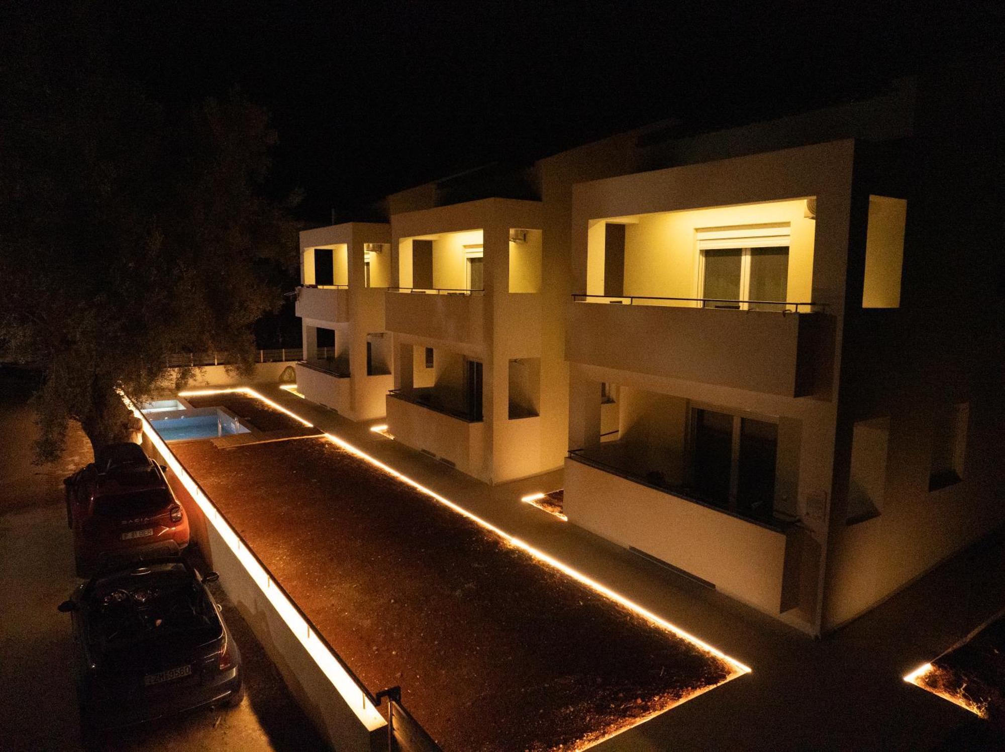 Miralis Apartments Nikiana Exteriér fotografie